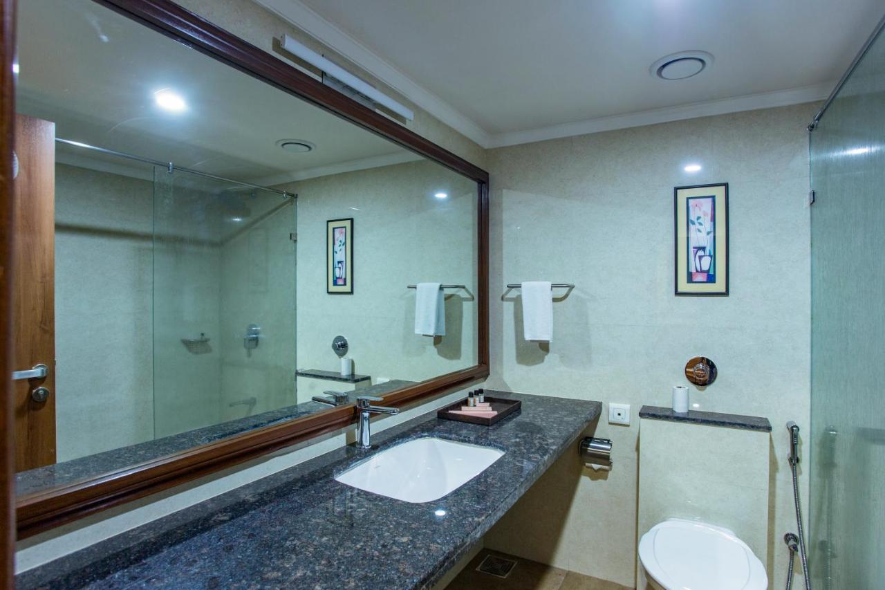 The Grand Regency Hotel Rádzskot Kültér fotó