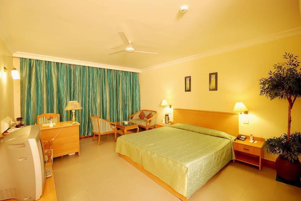 The Grand Regency Hotel Rádzskot Kültér fotó