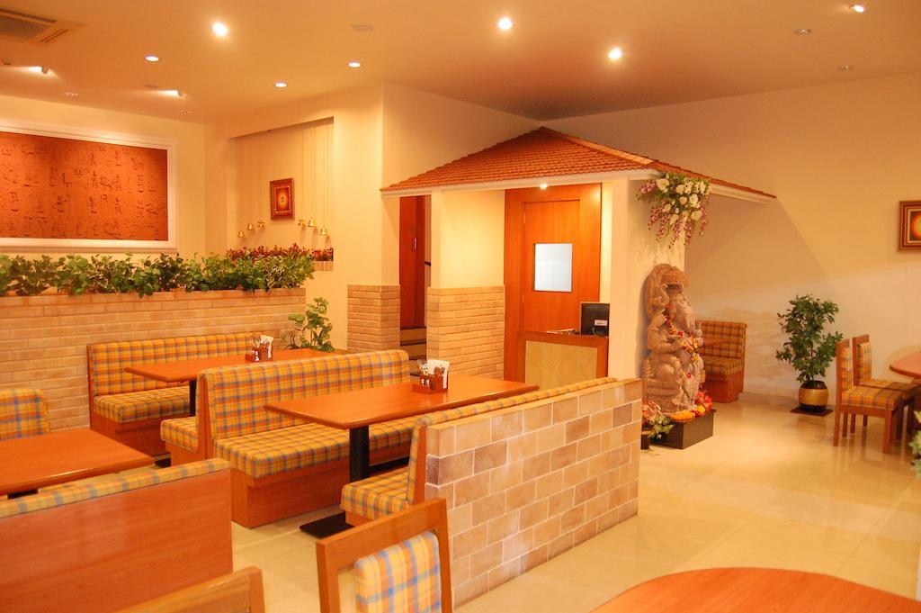 The Grand Regency Hotel Rádzskot Kültér fotó